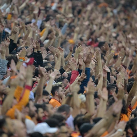 Fans von Galatasaray Istanbul gegen Bayern München