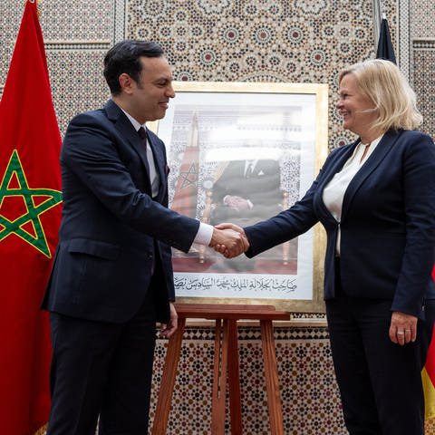 Innenministerin Nancy Faeser zu Besuch bei einem Minister in Marokkos Hauptstadt Rabat. Ziel ist eine Abkommen zur Migration.
