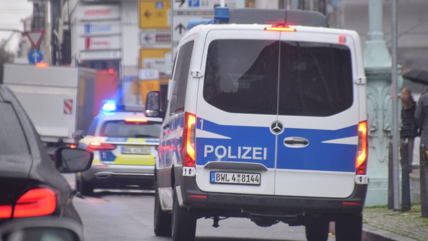 Polizei Großeinsatz Mannheim Straftat angekündigt Verdächtigter festgenommen (Foto: dpa Bildfunk, picture alliance/dpa/PR-Video | Rene Priebe)