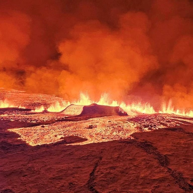 Vulkanausbruch auf Island (Foto: Reuters, Civil Protection of Iceland)