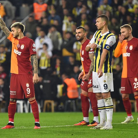 Edin Dzeko und Mauro Icardi im Istanbul-Derby zwischen Galatasaray und Fenerbahce