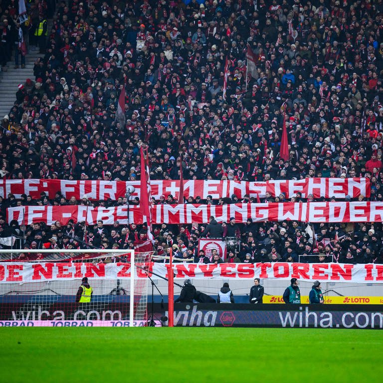 SC Freiburg Union Berlin DFL Investoren Einstieg Protest Spiel Fußball