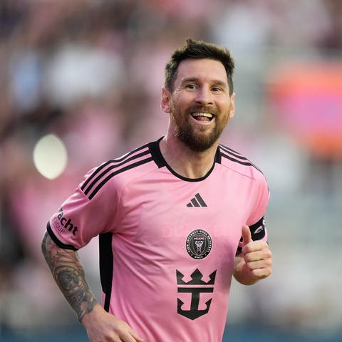 In New York soll eine Serviette von Lionel Messi für viel Cash versteigert werden. Warum ist sie so wertvoll? (Foto: dpa Bildfunk, picture alliance/dpa/AP | Rebecca Blackwell)