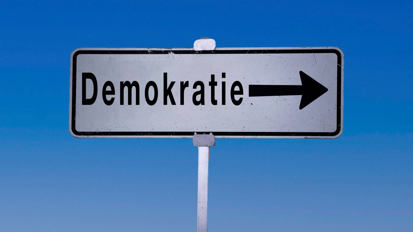 Symboldbild: Demokratie (Foto: IMAGO, IMAGO / MiS)