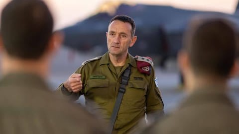 Der israelische Generalstabschef Herzi Halevi hat neue Pläne für den Krieg im Gazastreifen abgesegnet. Angeblich spielt auch Rafah eine Rolle. (Foto: IMAGO, IMAGO / Xinhua)