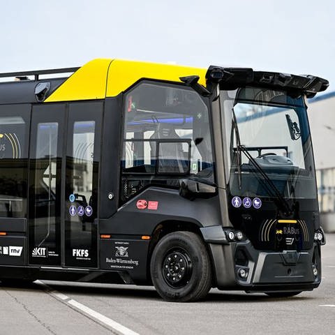 Selbstfahrender Bus - Der Bus wird im Sommer in Friedrichshafen getestet.