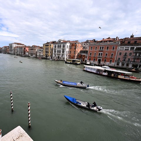 Kanal in Venedig (Foto: dpa Bildfunk, picture alliance/dpa | Felix Hörhager)
