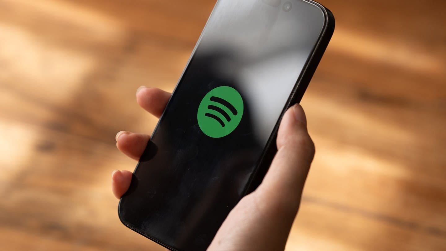 Spotify hat offenbar damit begonnen, Songtexte hinter einer Paywall zu verstecken. (Foto: IMAGO, IMAGO / Pond5 Images)
