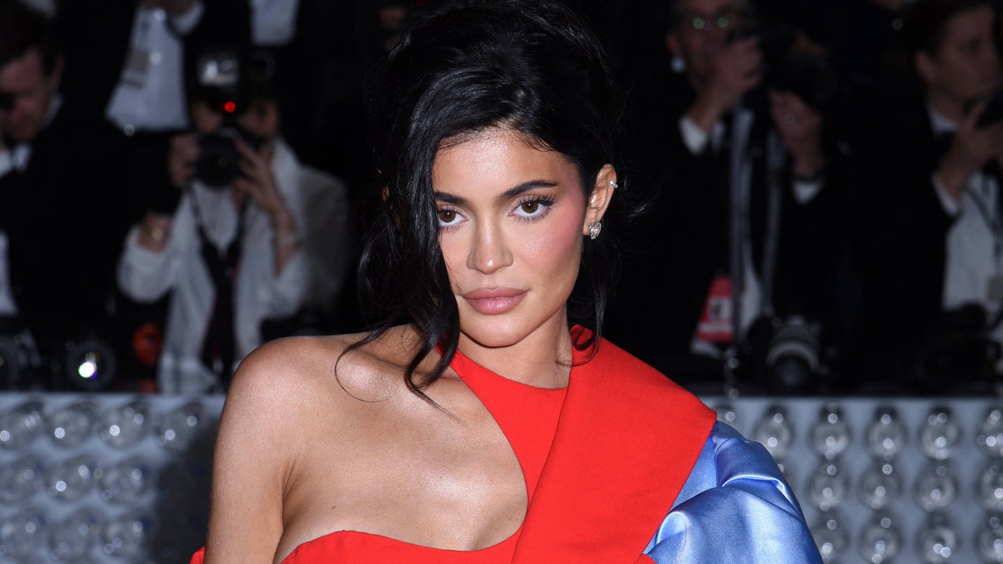 May 2, 2023, New York, New York, USA: Kylie Jenner attends the 2023 Met Gala Celebrating Karl Lagerfeld: A Line of Beauty at Metropolitan Museum of Art in New York. (Foto: IMAGO, IMAGO / ZUMA Wire)