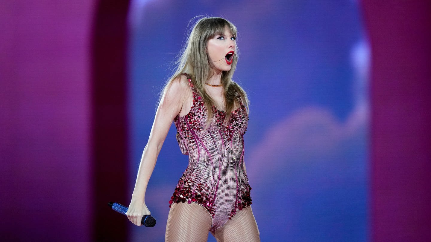 Taylor Swift bei der Eras-Tour - Hacker haben versucht, Tickets für die Taylor-Swift-Konzerte auf Eventim weiterzuverkaufen. (Foto: dpa Bildfunk, picture alliance/dpa/AP | Natacha Pisarenko)