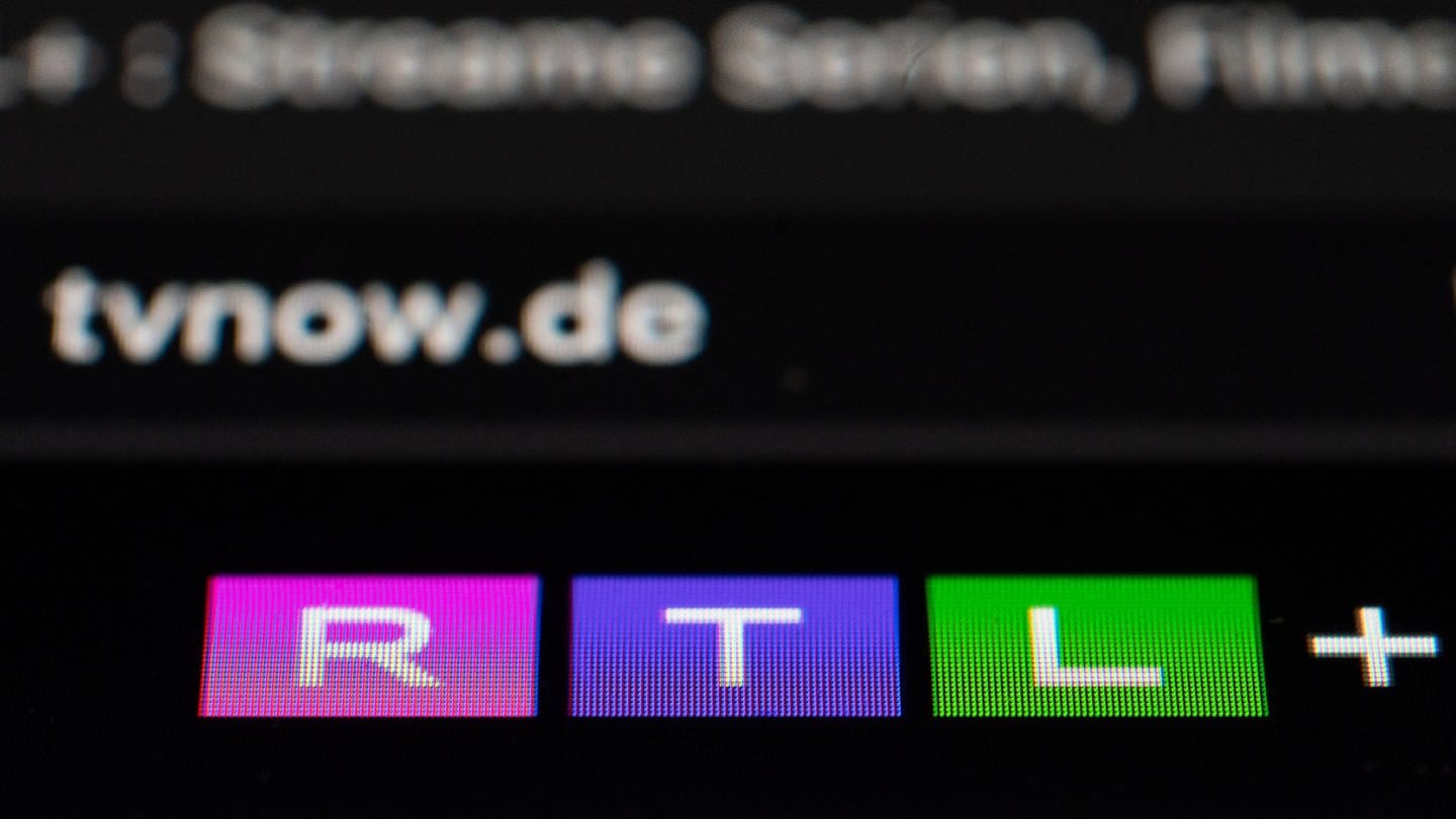 Das Logo der Streamingplattform RTL+ ist unter der Web-Adresse «tvnow.de» zu sehen. (Foto: dpa Bildfunk, picture alliance/dpa | Marijan Murat)