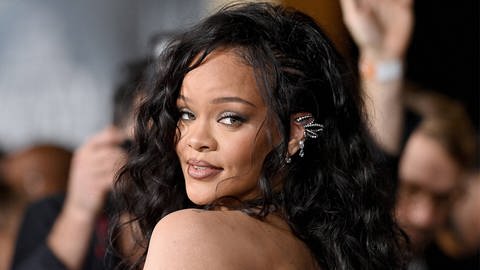 Rihanna hat nach langer Pause einen neuen Song veröffentlicht. "Lift me Up" ist Teil des Soundtracks von "Black Panther: Wakanda Forever".